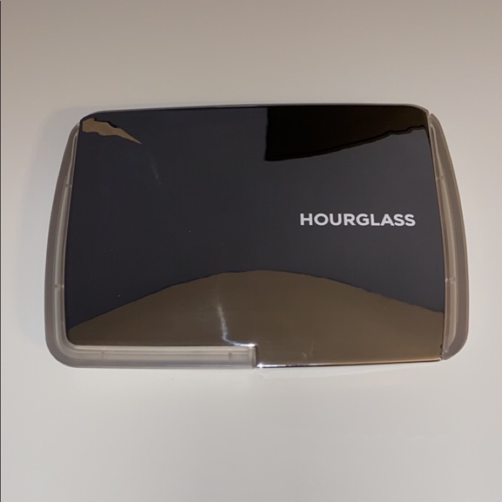 Hourglass ambient lighting edit ghost face palette